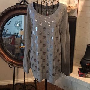 Cute skull lightweight sweatshirt